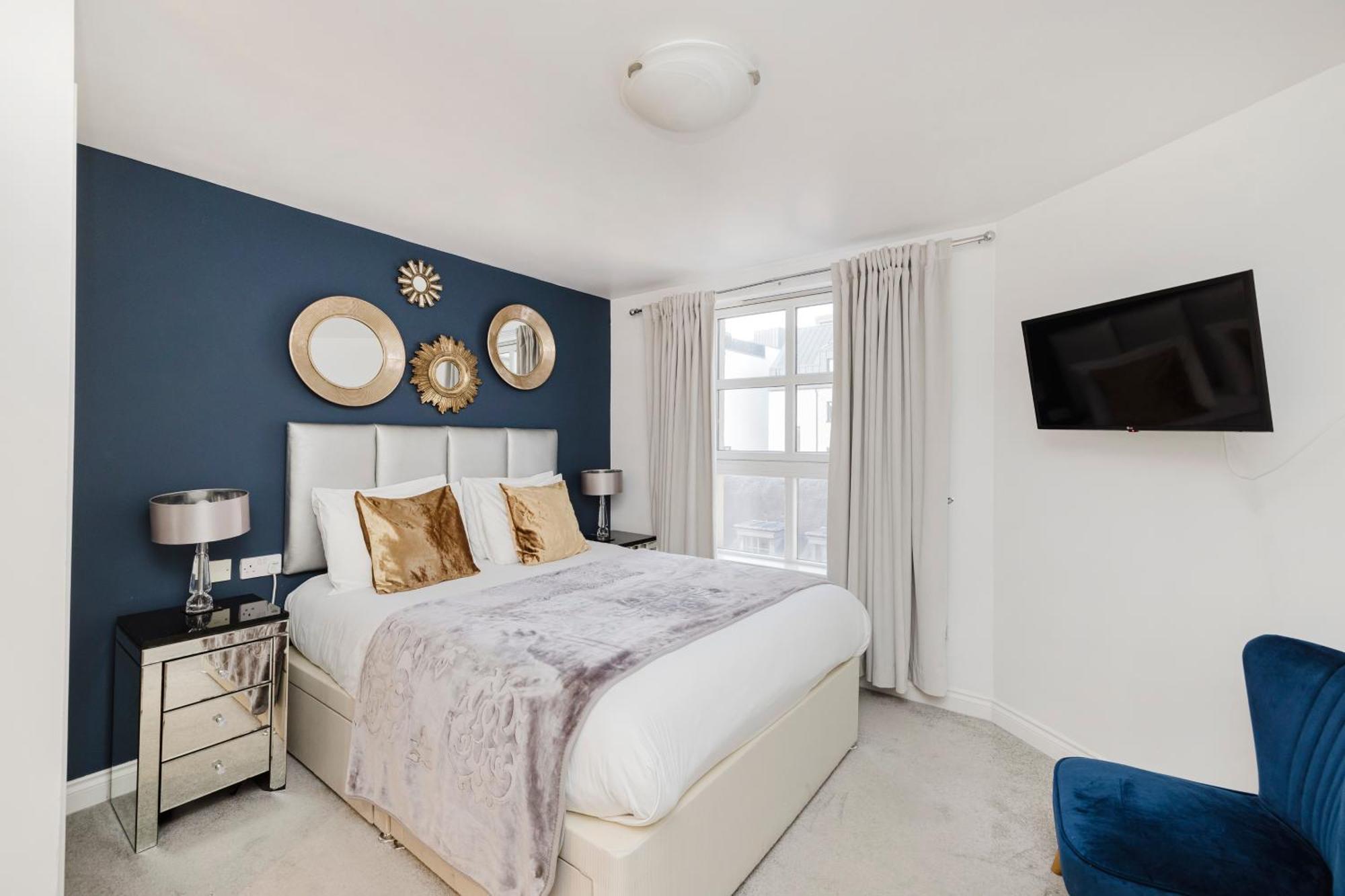 אדינבורו Joivy Stylish Apartment With Balcony In Old Town מראה חיצוני תמונה